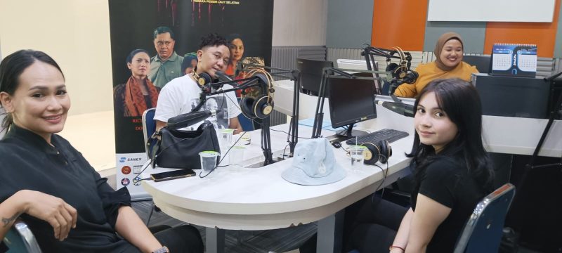 Aktor-Aktris Film Syirik NPLS Sambangi 3 Radio Beken di Yogyakarta